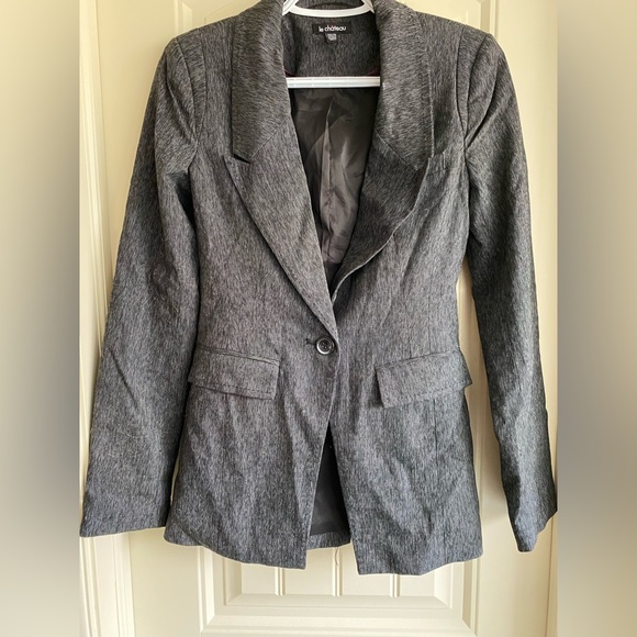 Blazer - Picture 1 of 3